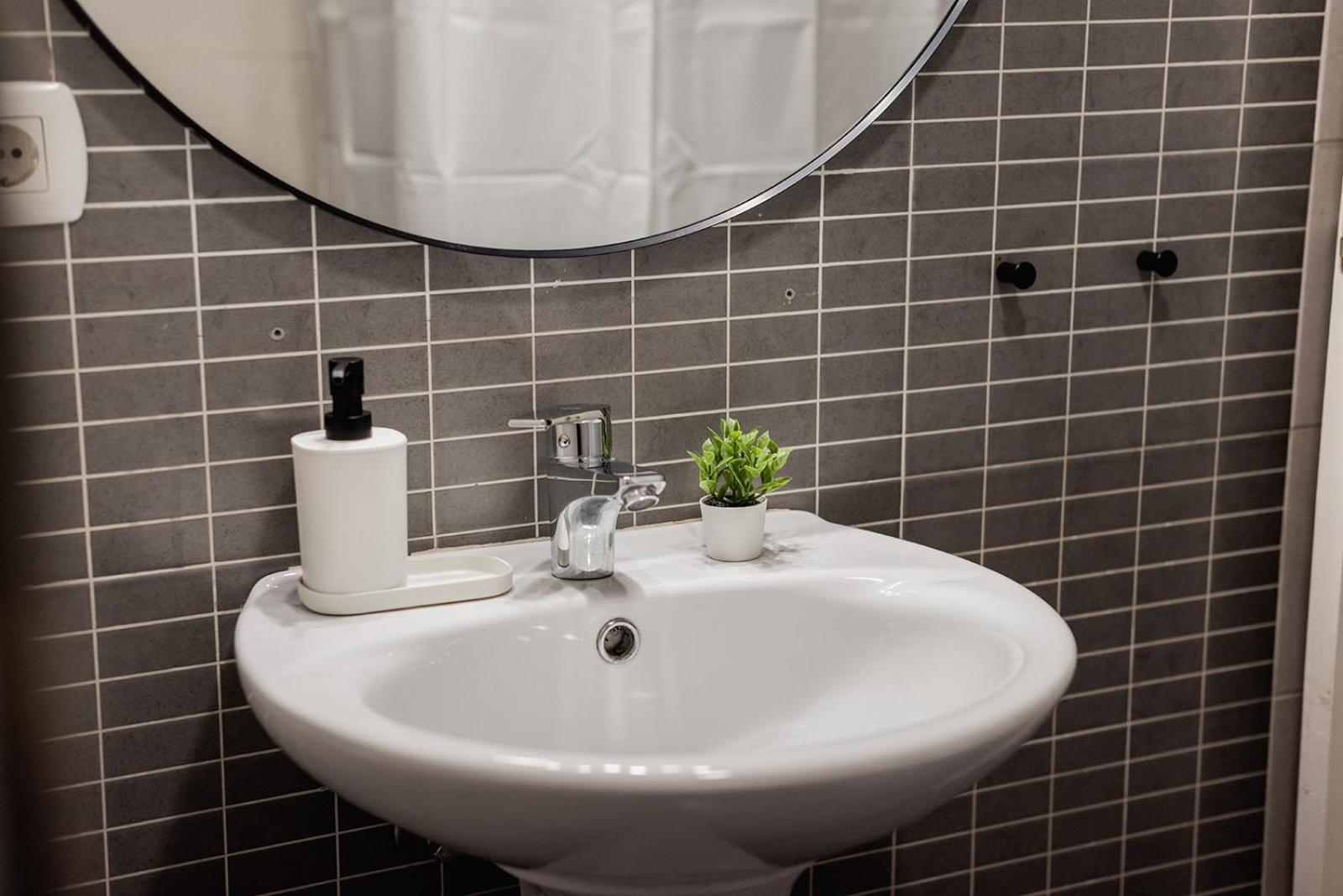 Apartamentos Fv Flats Valencia - Mestalla 9 외부 사진